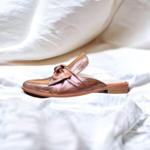 Luisa Moño Rosado Metálico